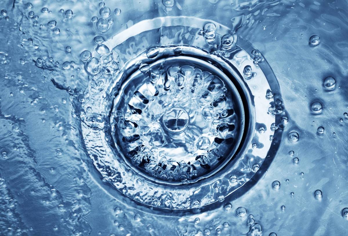 Cách thông cống bị nghẹt dầu mỡ hiệu quả và đơn giản nhất tại nhà - dịch vụ vệ sinh môi trường tphcm Cách thông cống bị nghẹt dầu mỡ hiệu quả - Giải pháp đơn giản tại nhà và chuyên nghiệp