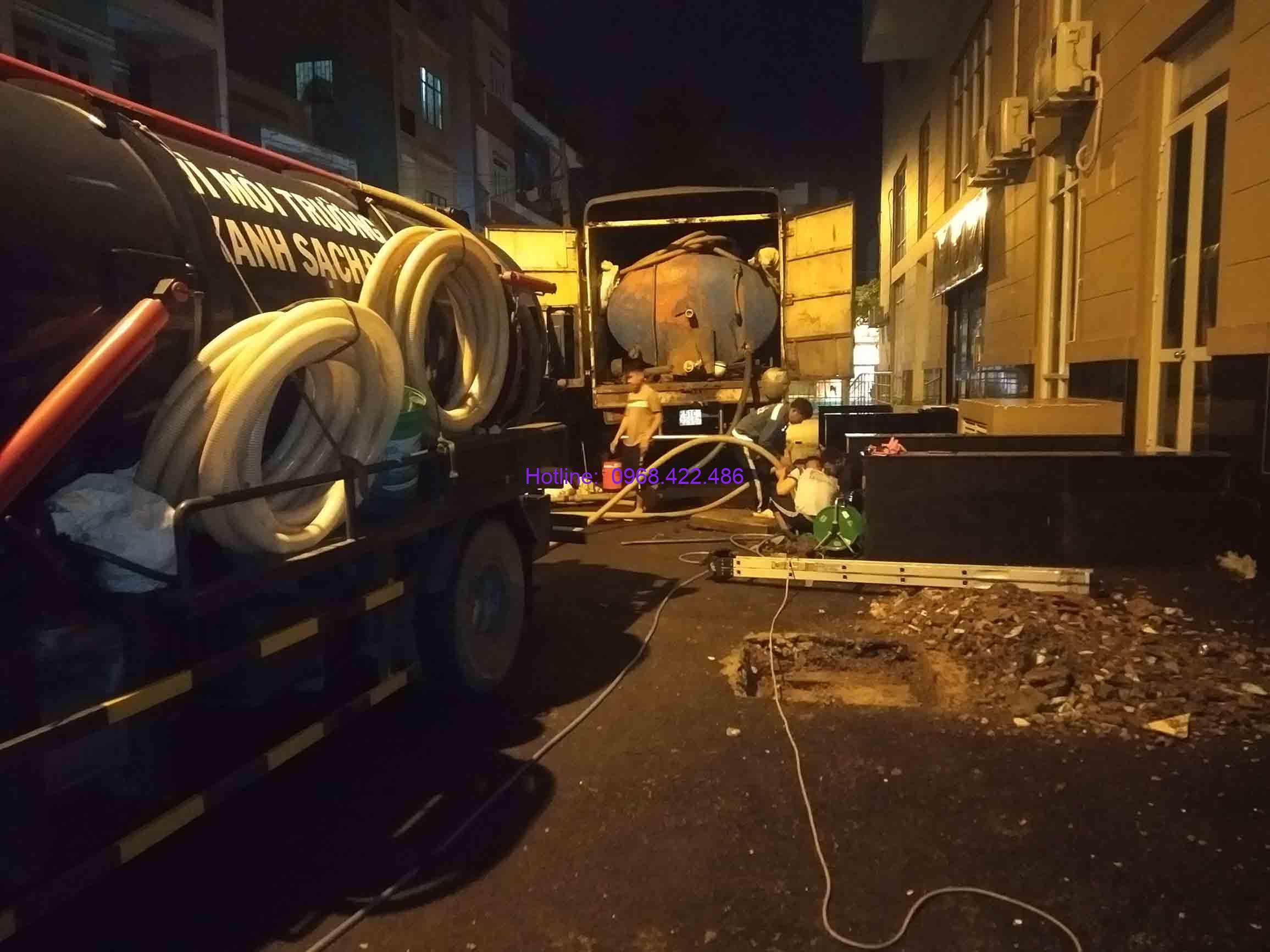 Hút hầm cầu TPHCM - Dịch vụ nhanh chóng, chất lượng, giá rẻ. Liên hệ ngay! - dịch vụ vệ sinh môi trường tphcm Hút Hầm Cầu TPHCM, Hút Hầm Cầu Quận 1, Quận 2, Quận 3, Quận 4, Quận 5, Quận 6, Quận 7, Quận 8, Quận 9, Quận 10, Quận 11, Quận 12, Bình Thạnh, Gò Vấp, Thủ Đức, Tân Bình, Tân Phú, Phú Nhuận, Bình Tân, Gần Đây: Giải Pháp Vệ Sinh Môi Trường Toàn Diện